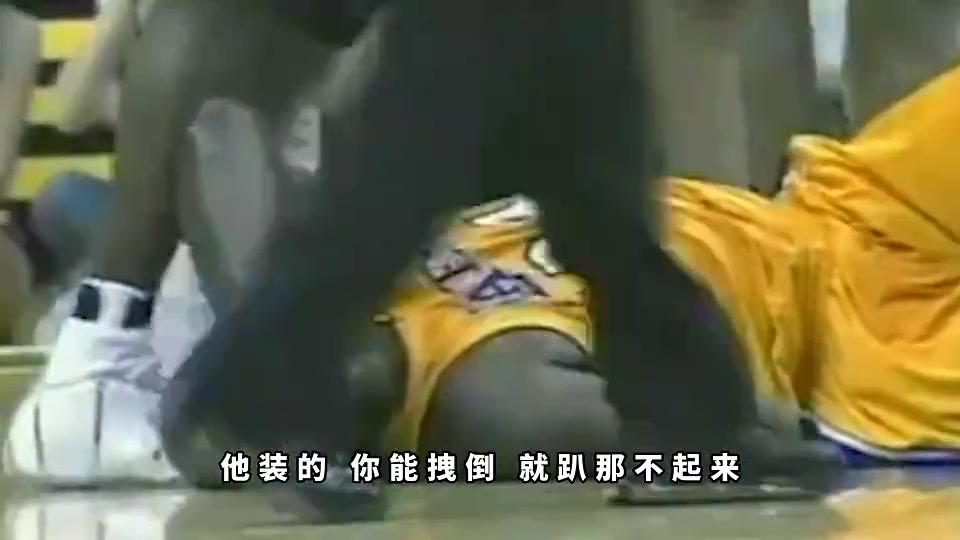 巴特爾此前談單臂拽倒奧尼爾那都是他裝的誰(shuí)能拽倒他啊