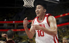 王俊杰19歲表現(xiàn)亮眼，17分鐘高效得分！8分4板，三分球命中兩記。