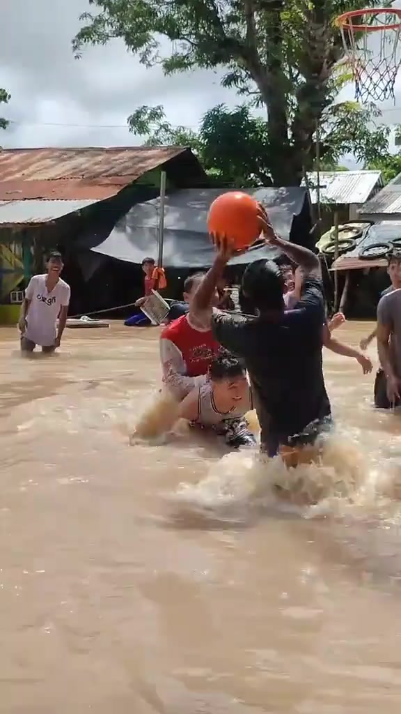NBA看得少請問這就是湖人隊的比賽嗎